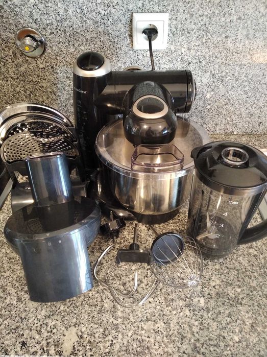 Robô de cozinha Silvercrest KH 701 para reparação / peças