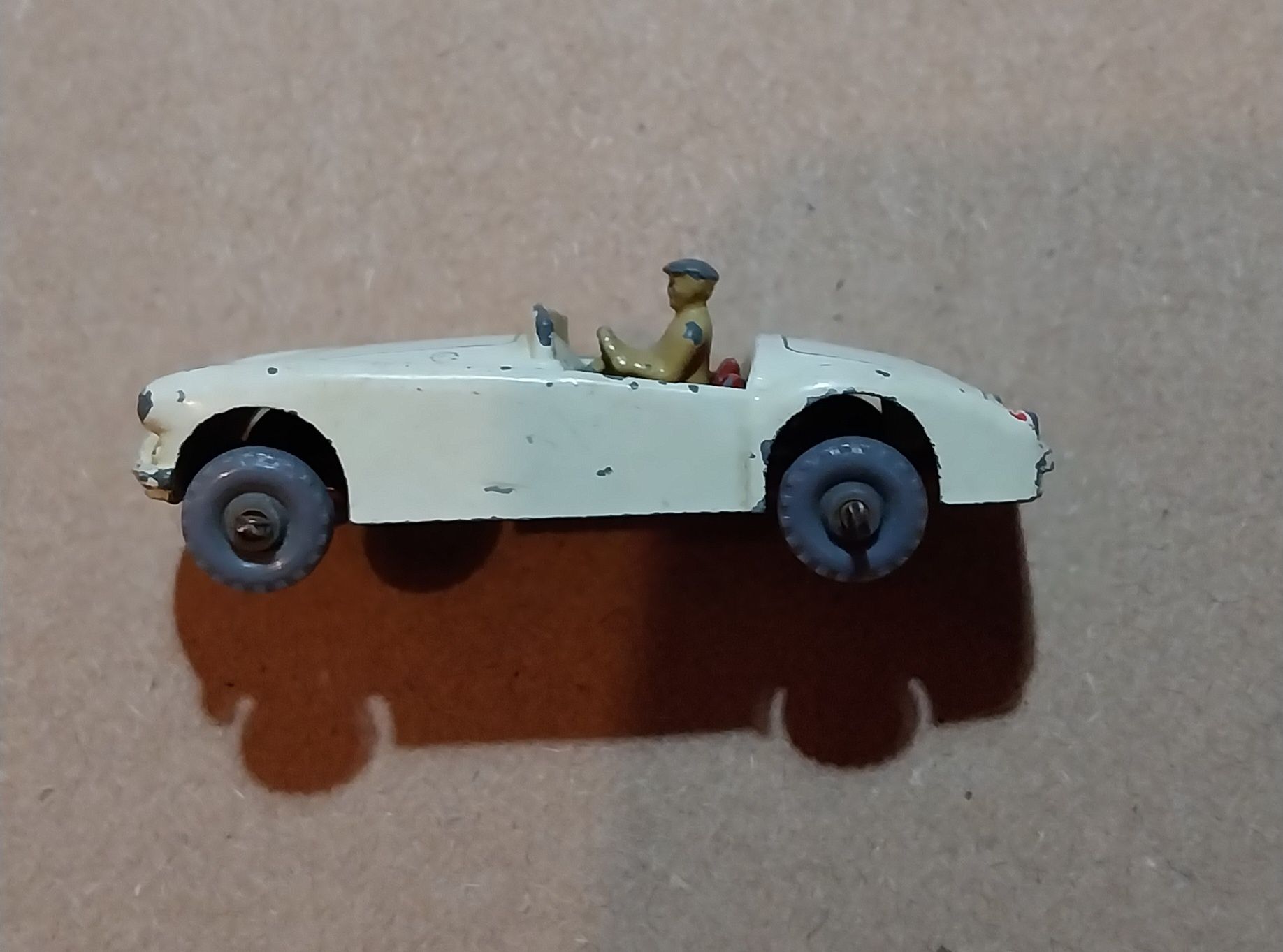 Miniatura antiga Lesney MGA