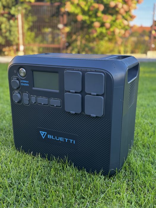 Bluetti ac200 max stacja ładowania powerbank