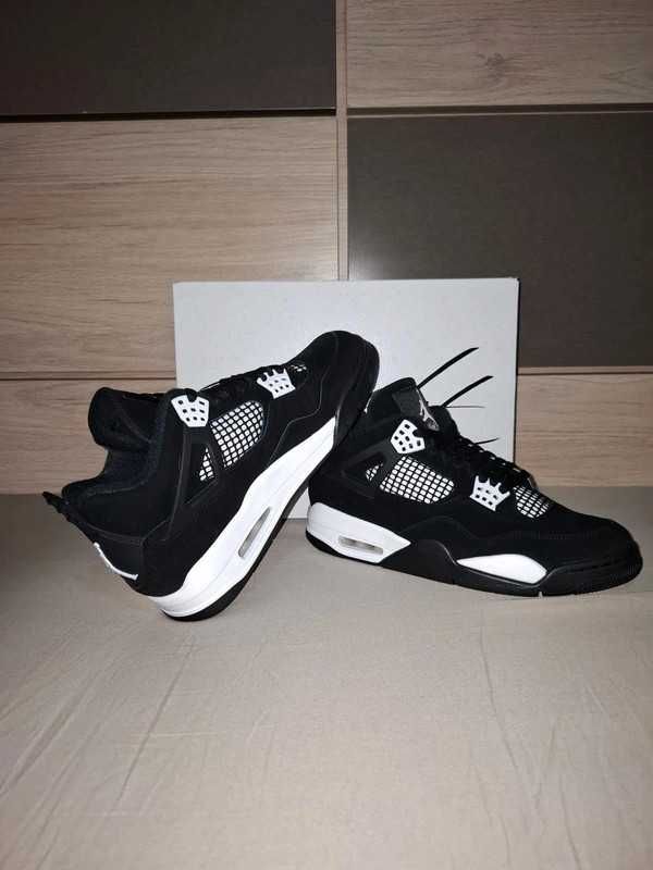 Jordan 4 Retro White Thunder  r.43