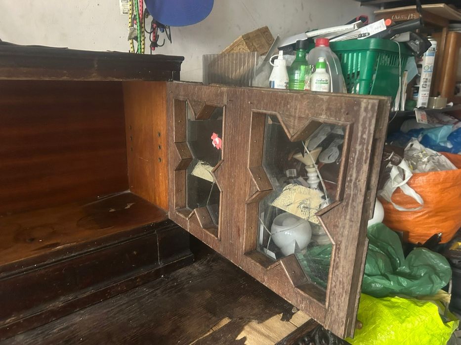 Stary kredens przybliżony rok produkcji 1916