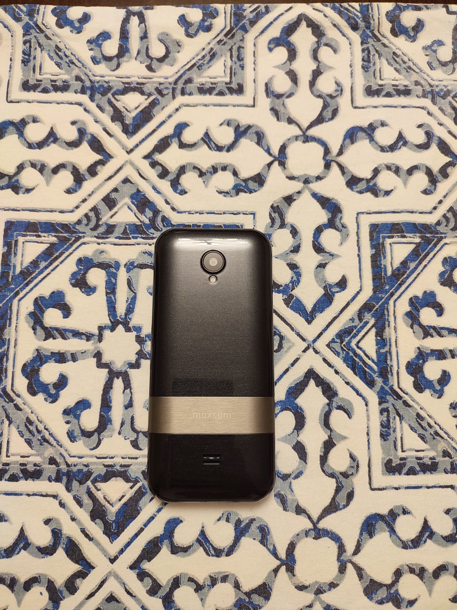 Telefon maxcom mm334