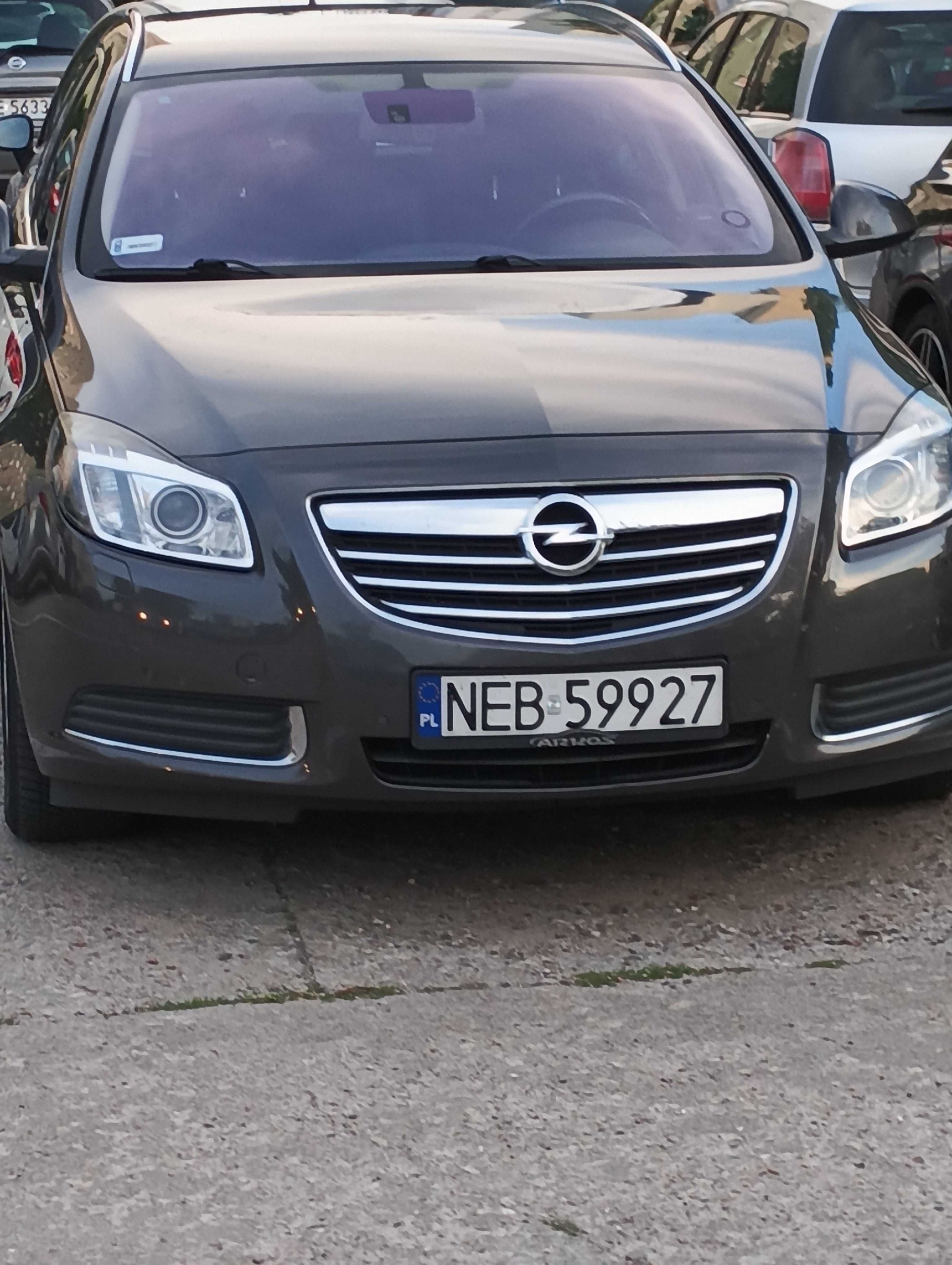 Opel Insignia 2.0 TDCi automat