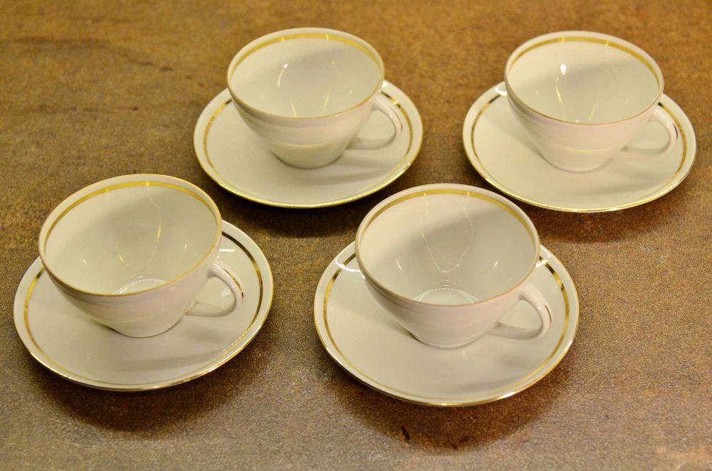 Filiżanki ze spodkami, fabryka Karolina, PRL