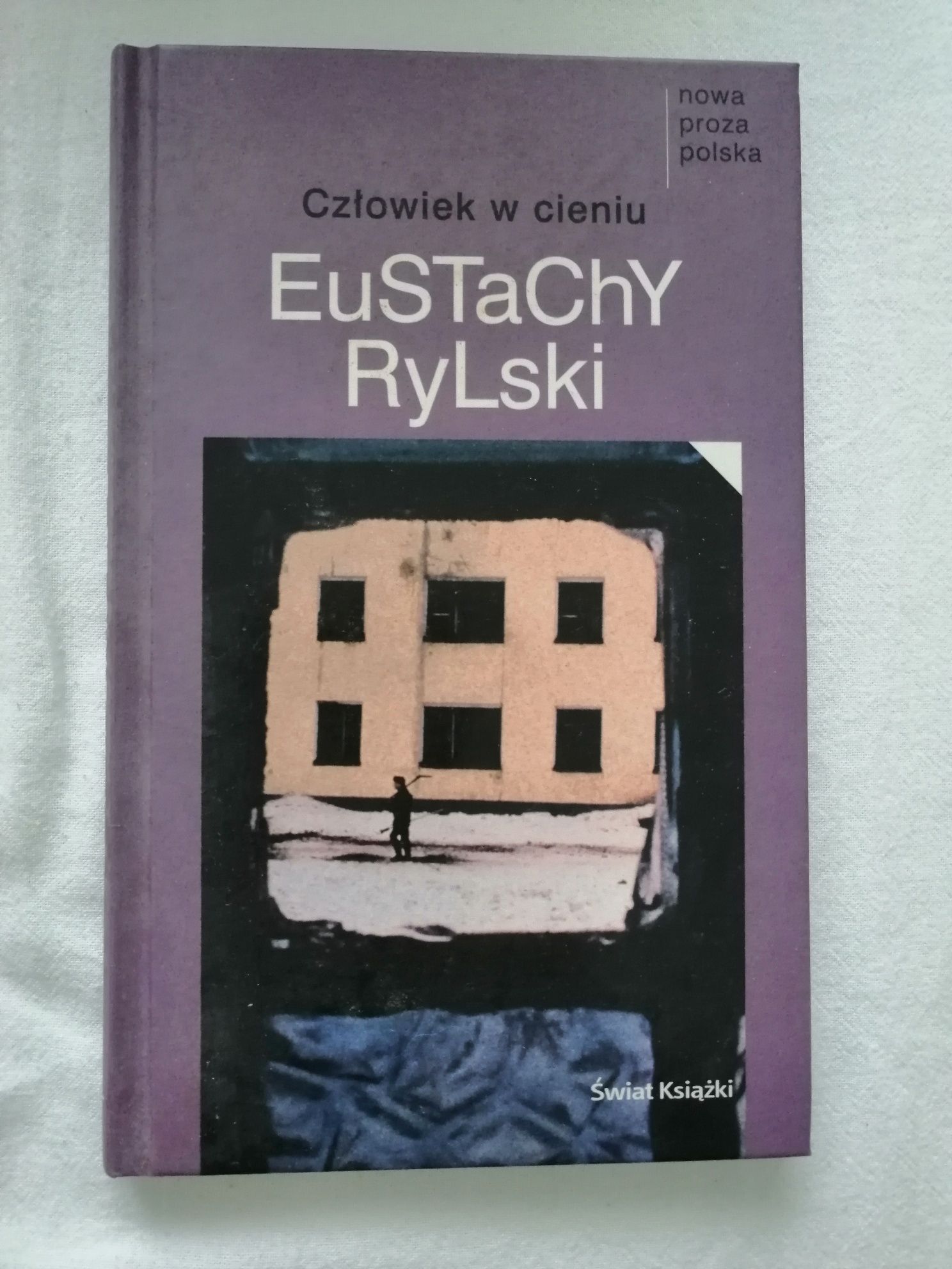 Książka Człowiek w cieniu Eustachy Rylski