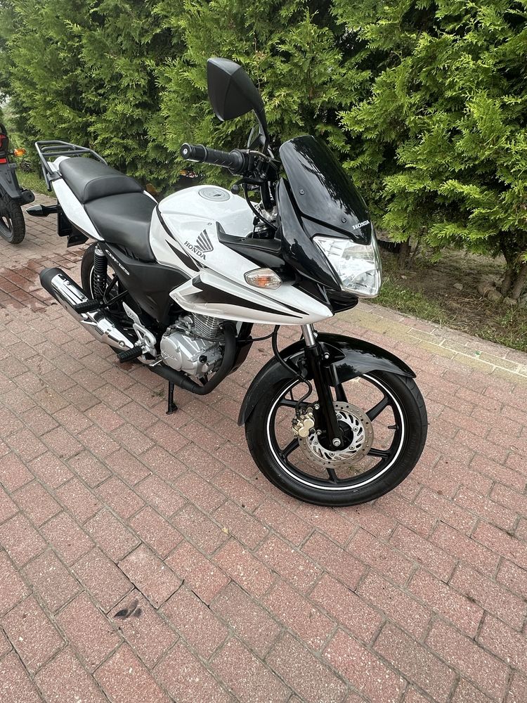 Honda CB125f 2011r na kategorie B sprowadzony z niemiec