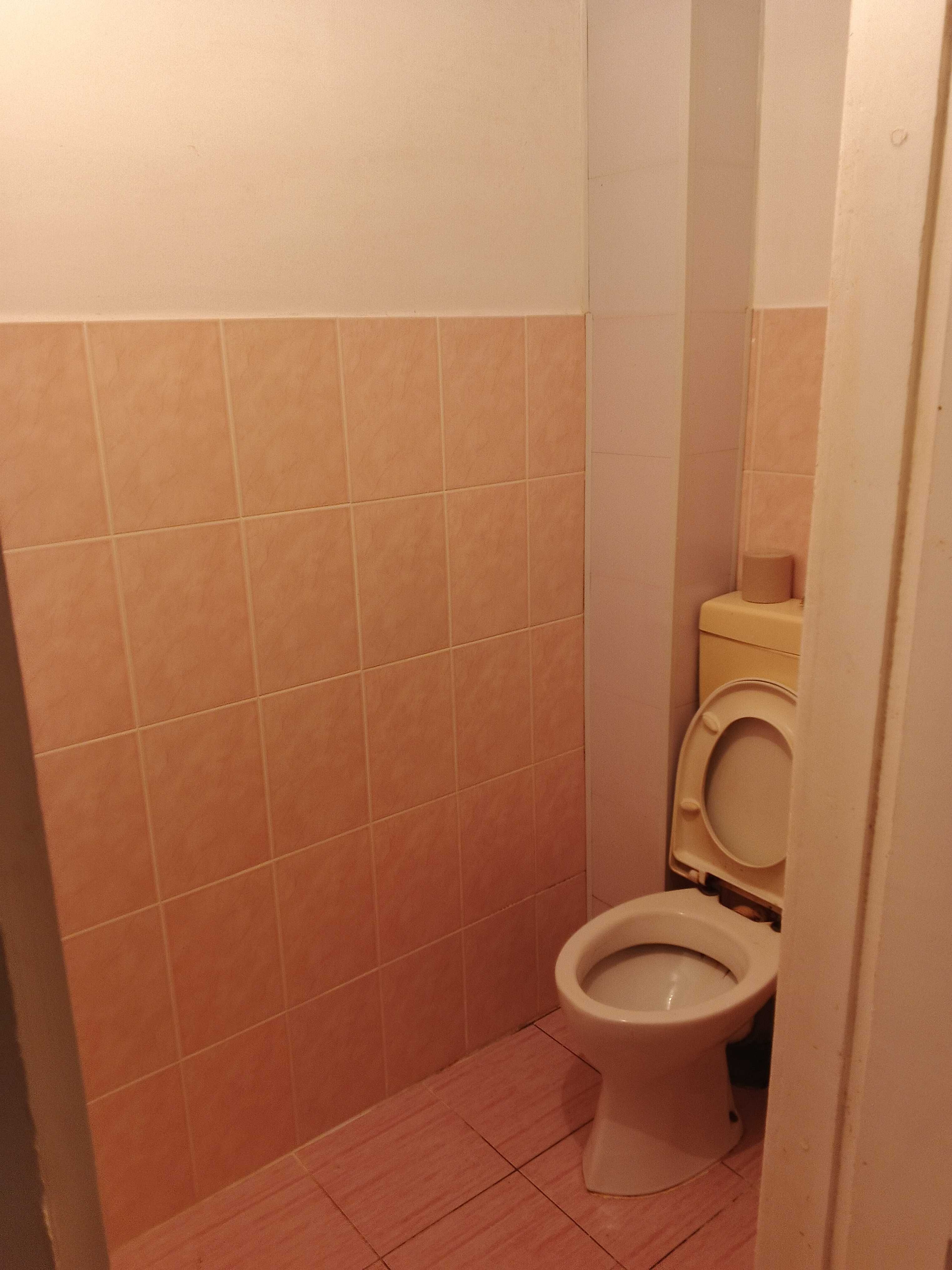 Продам або обміняю квартиру малосімейного типу