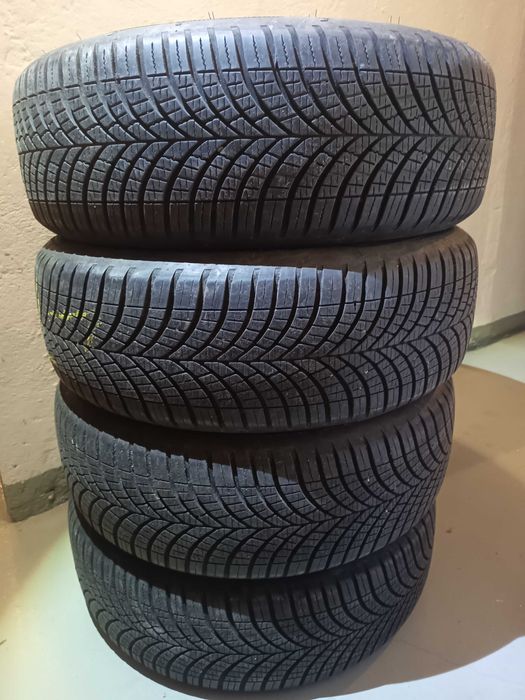 Opony wielosezonowe Goodyear
