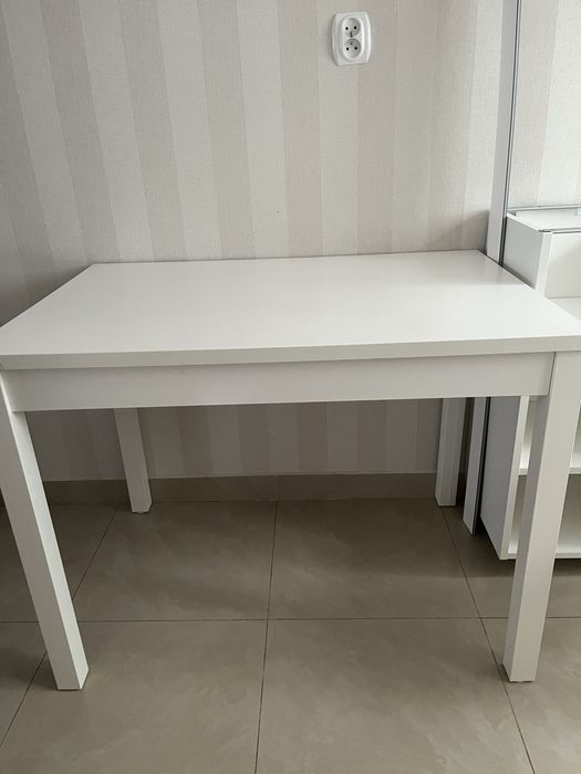 Bialy stol kuchnia/jadalnia