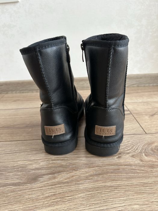 Уггі uggi снігоходи чоловічі розмі 40-41 р