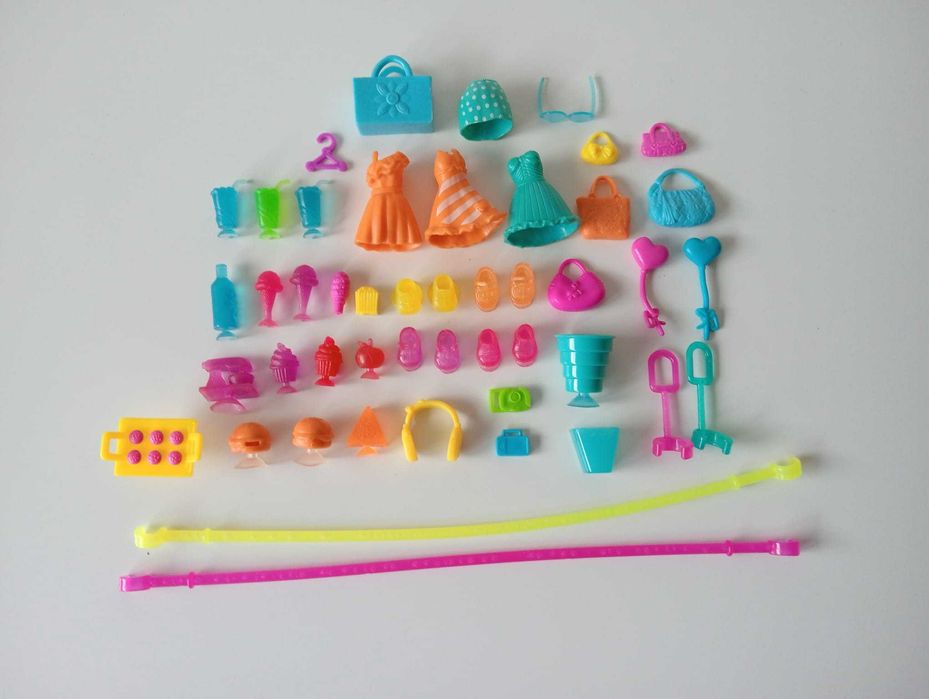 Polly Shopping Center