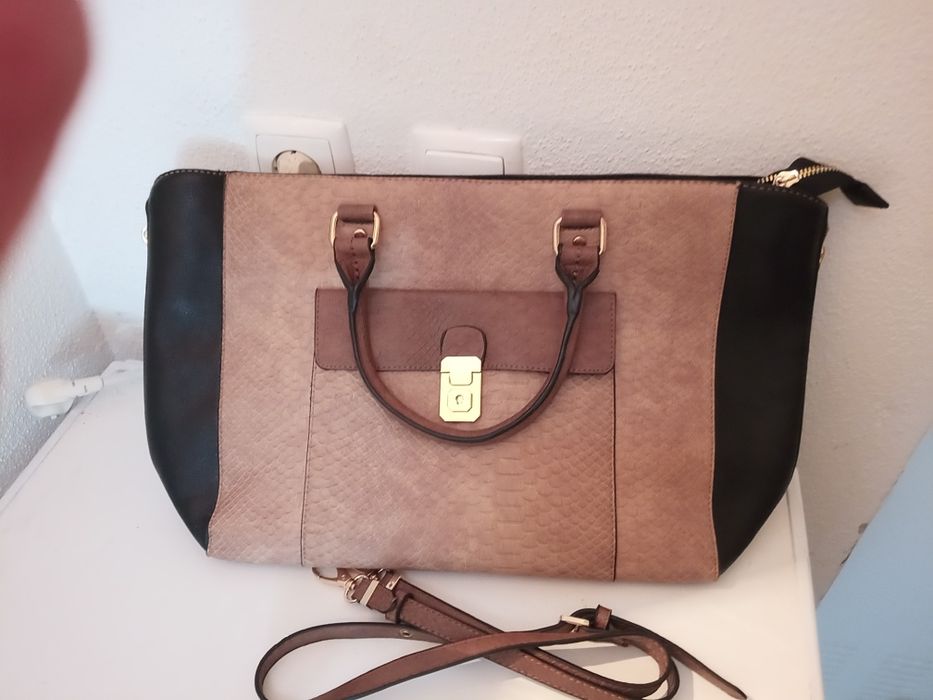 Mala grande, com alça, nova