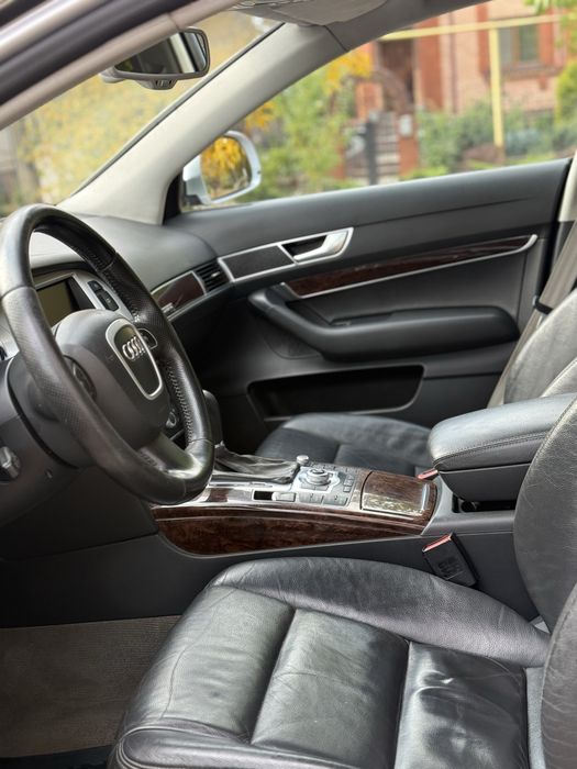 Ауди allroad  2010 ГОД