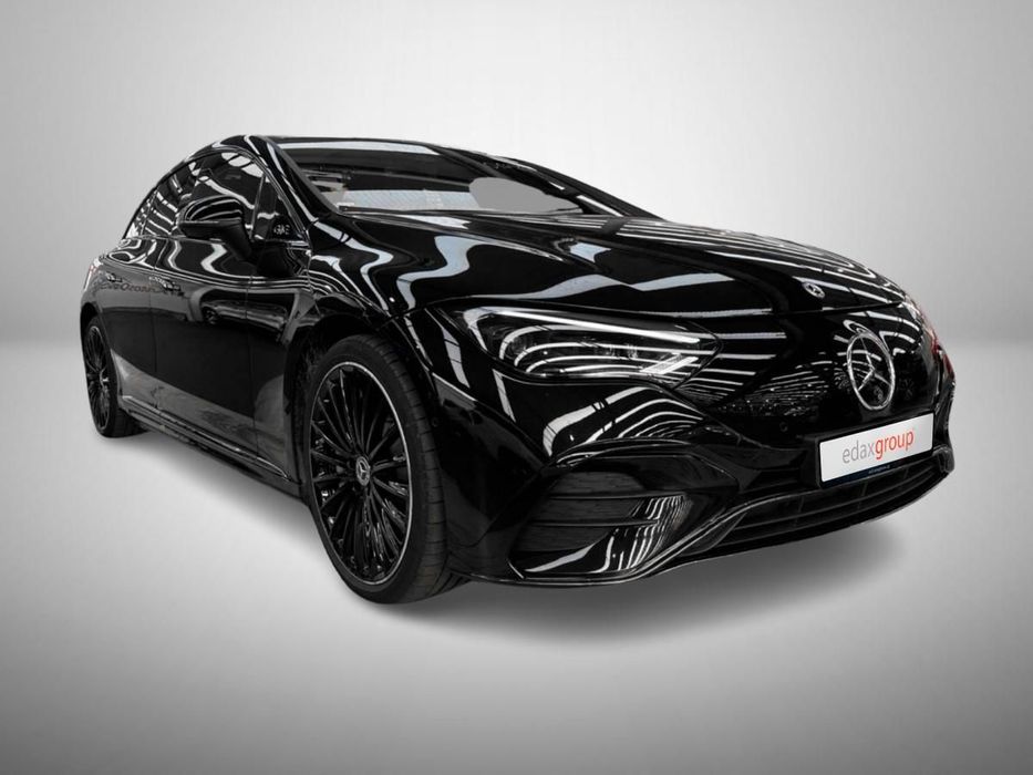 Mercedes-Benz EQE 350 Electric Art
