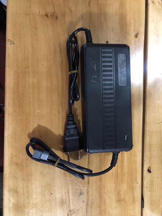 Зарядний пристрій 72v 2a xt60 li-ion