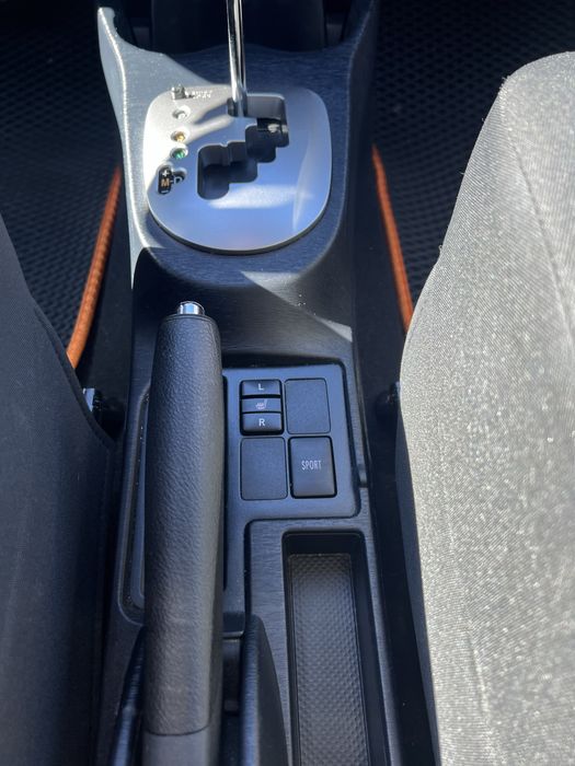 Toyota Yaris 2014р., офіційний автомобіль, без ДТП