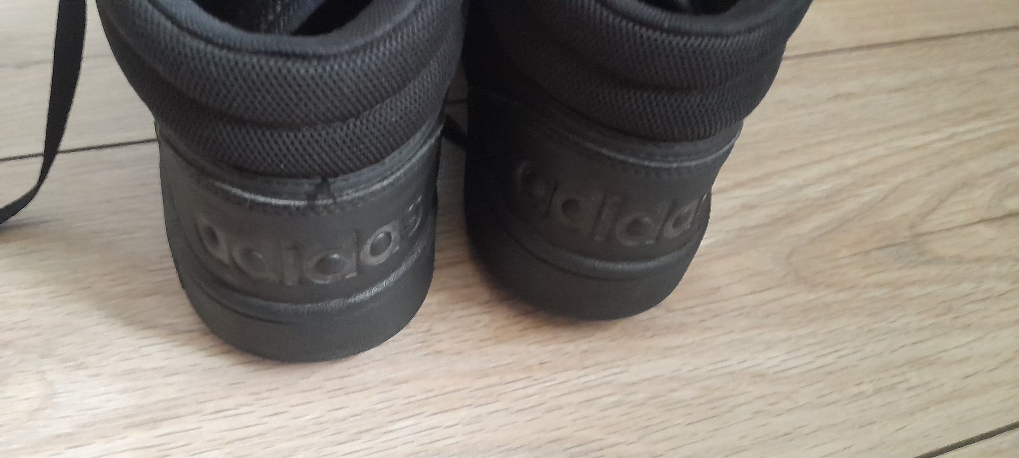 Buty Adidas  45 za kostkę