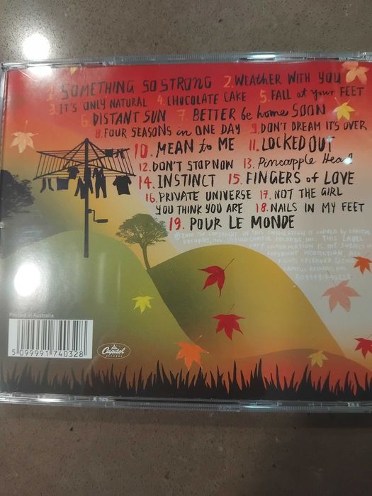 Cd novo dos Crowed House o best of