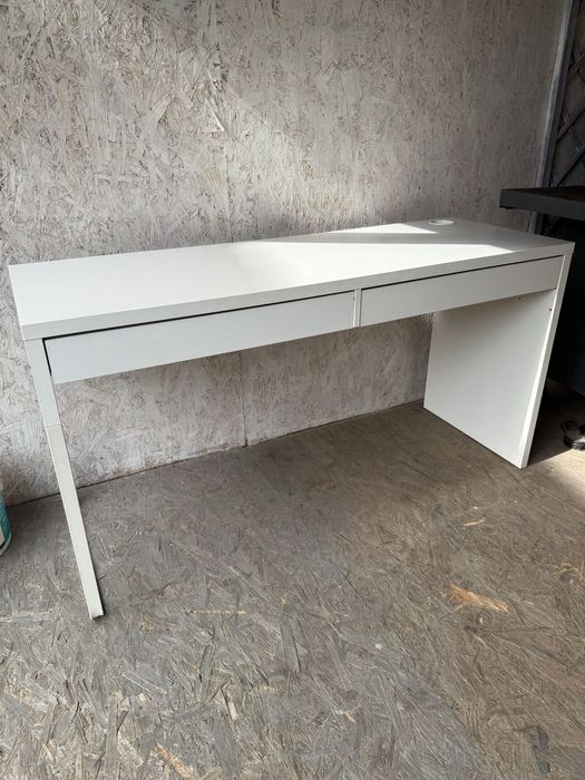 MICKE biurko 142 x 50 x 75 cm