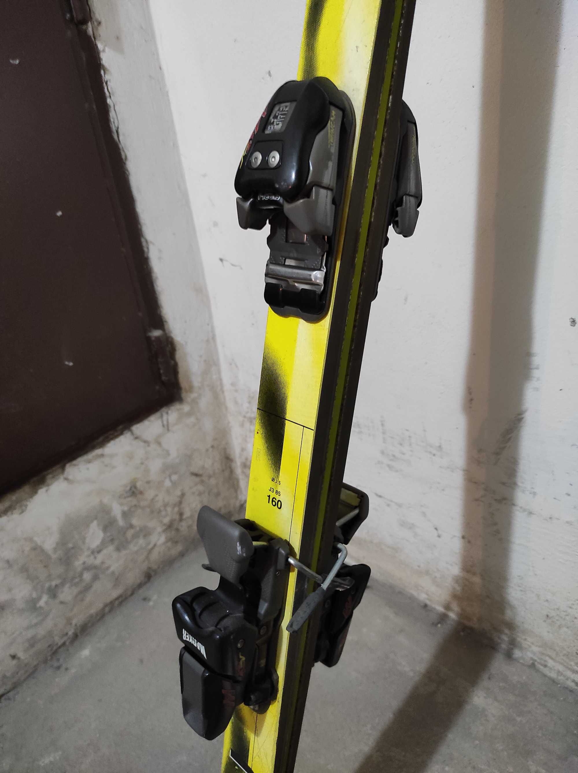 Narty Rossignol racing 160