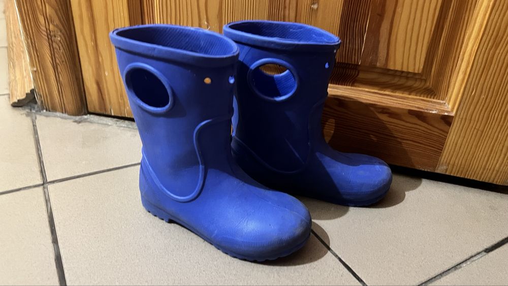 Дитячі чобітки з піни