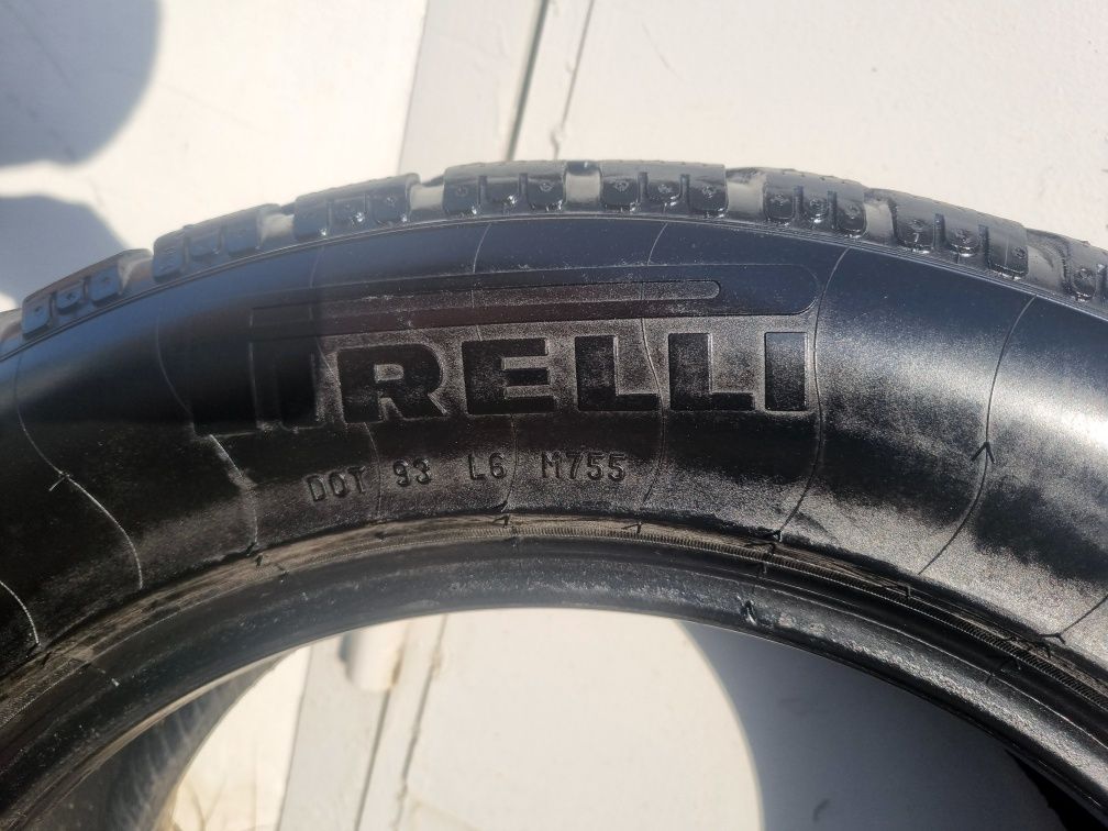 Автошини Шини Зимові Зима 215/60/R17 Pirelli Sottozero 2шт