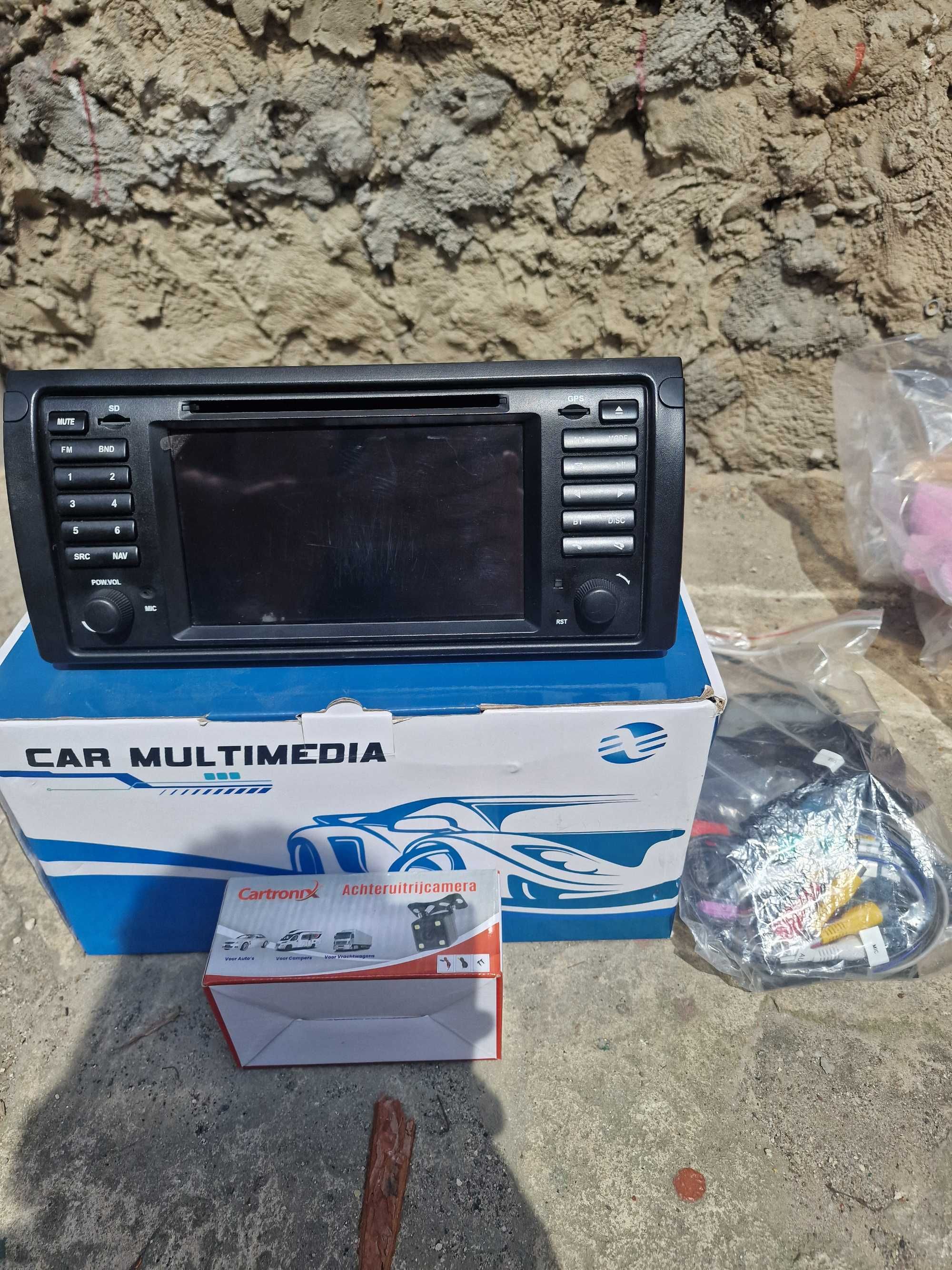 Radio multimedialne E39