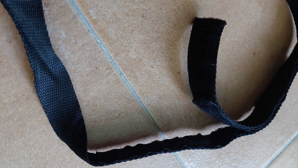 Sistema de arrumação para banco automovel