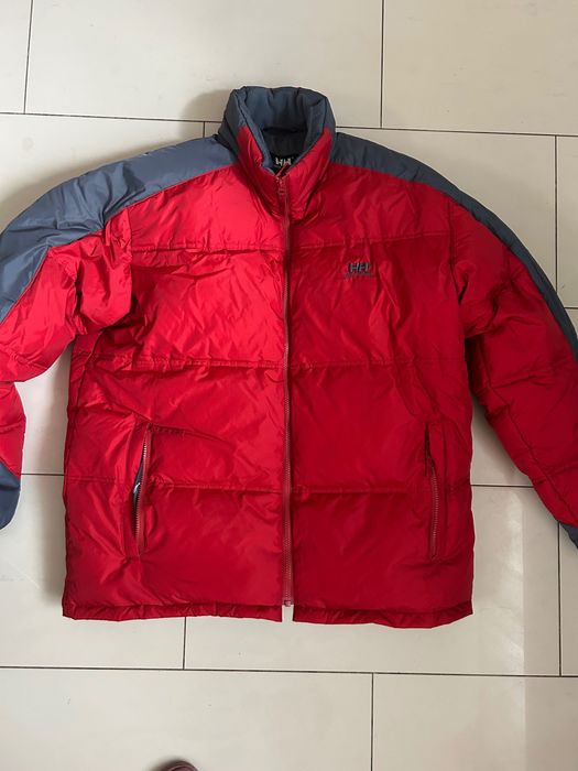 Продам чоловічу куртку пуховик  Helly Hanson.