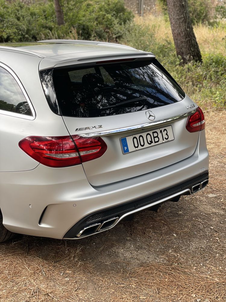 Mercedes-benz c63s amg