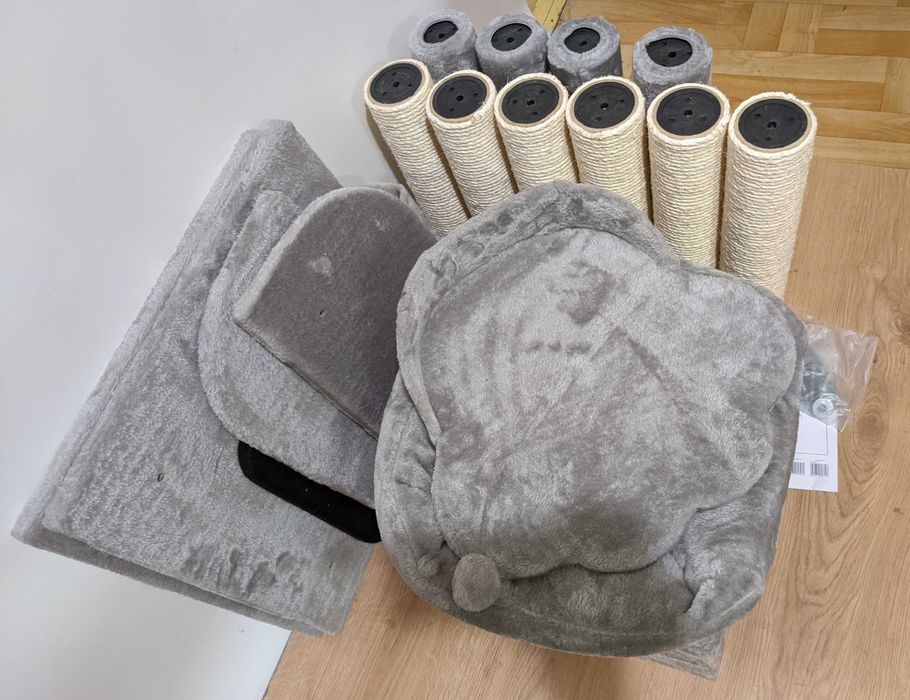 La Digue III Drapak dla Kota Jasnoszary 49x49x163cm BARDZO DUŻY Uszkod