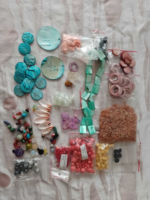Mega zestaw ponad 0,5kg mix kamieni do tworzenia biżuterii 2