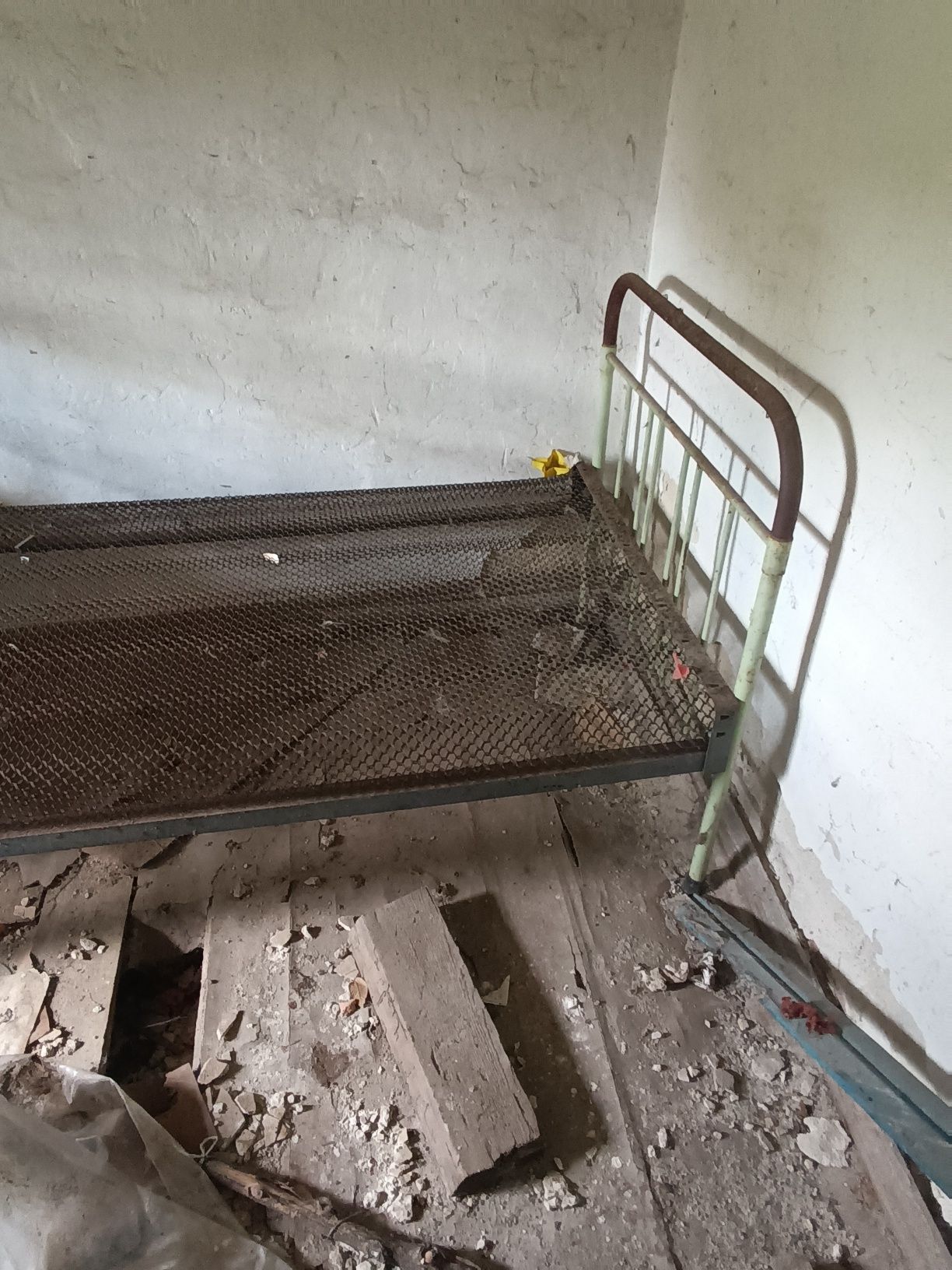 Кровать сетка б/у