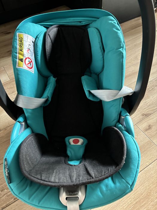 Cybex cloud z fotelik/nosidełko