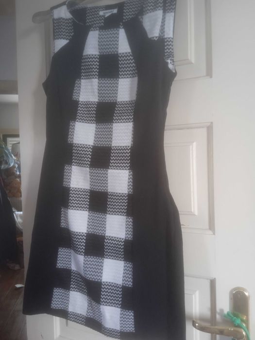 Vestidos S/M impecáveis com qualidade