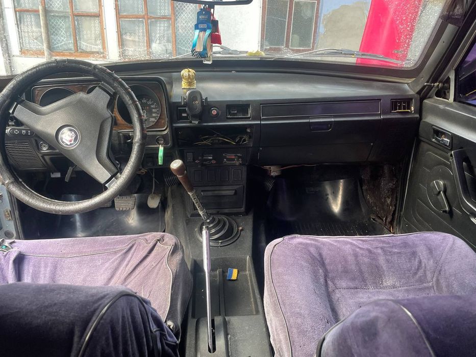 Волга в хорошому стані 2410