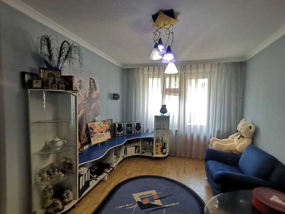 Продам 3-кімнатну квартиру Нескоринних, 21 , метро Салтівське