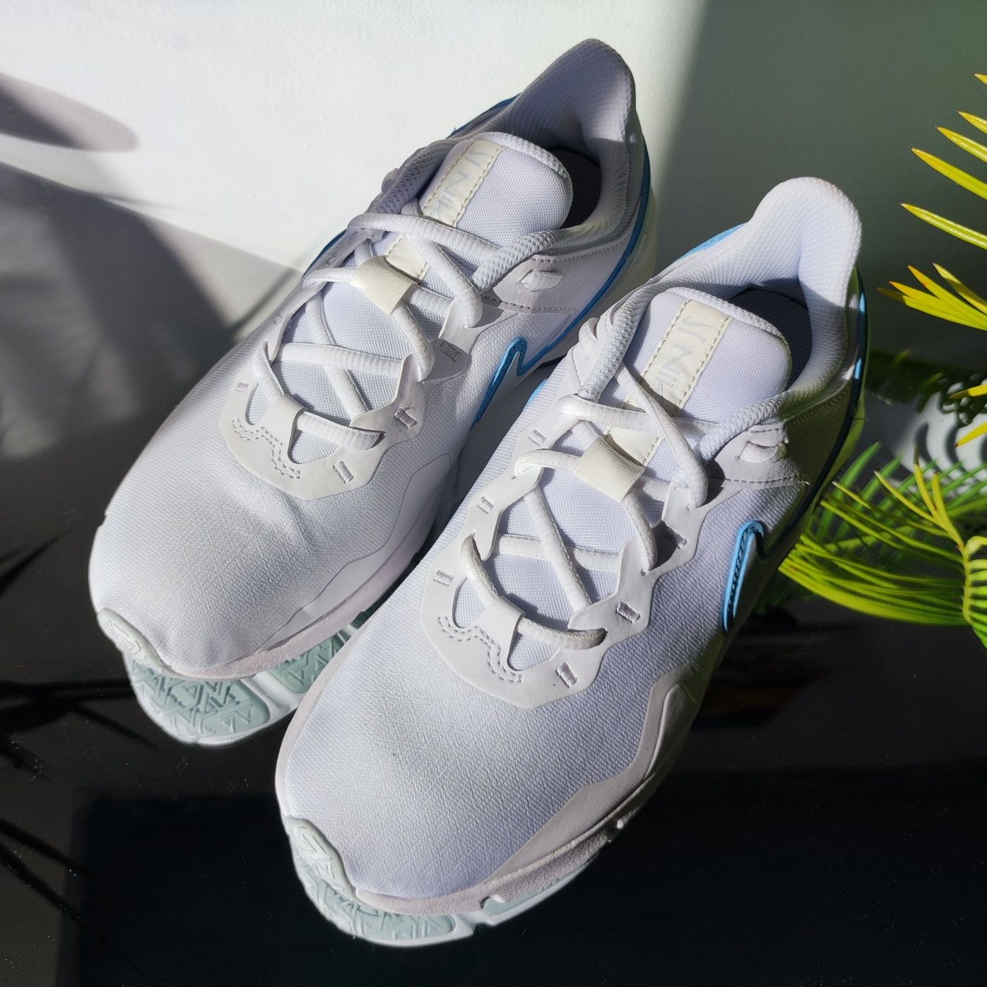 Кросівки Nike Legend Essential 2
(CQ9545-101)
Оригінал!