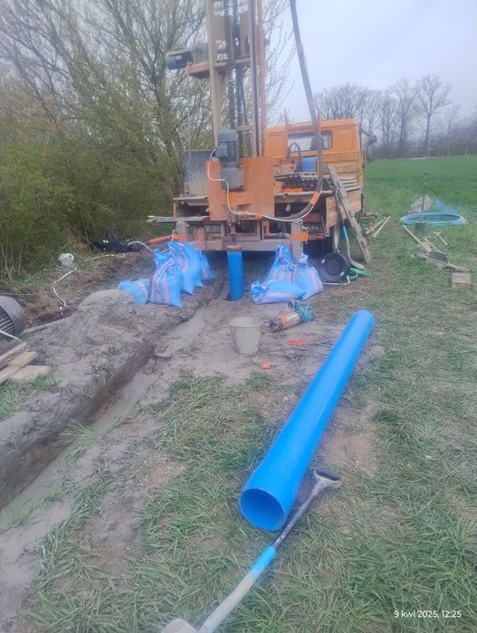 Studnie Głębinowe. Kregowe Renowacja pogłębianie i czyszczenie studni