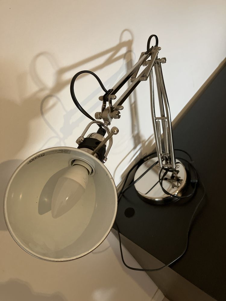 Candeiro IKEA cromado FORSA