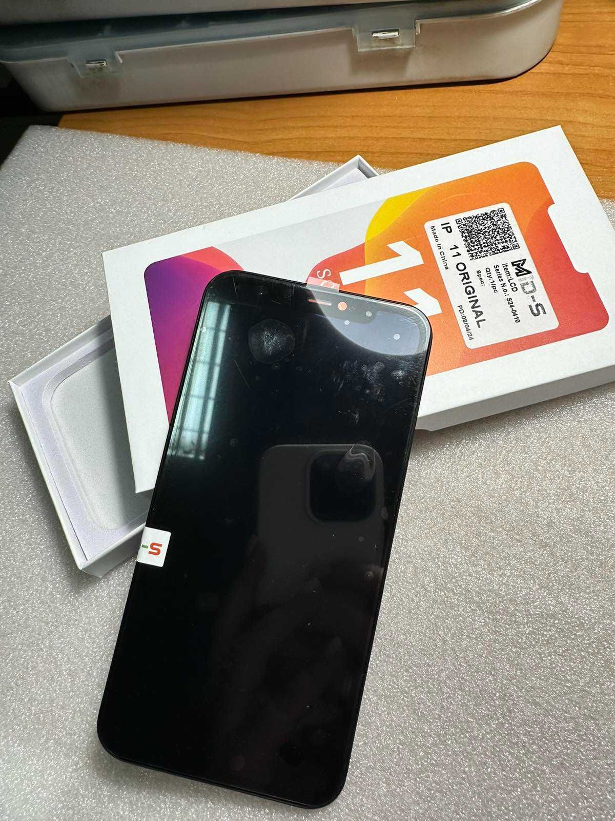Модуль тачскрин + дисплей iPhone 11 Black Original