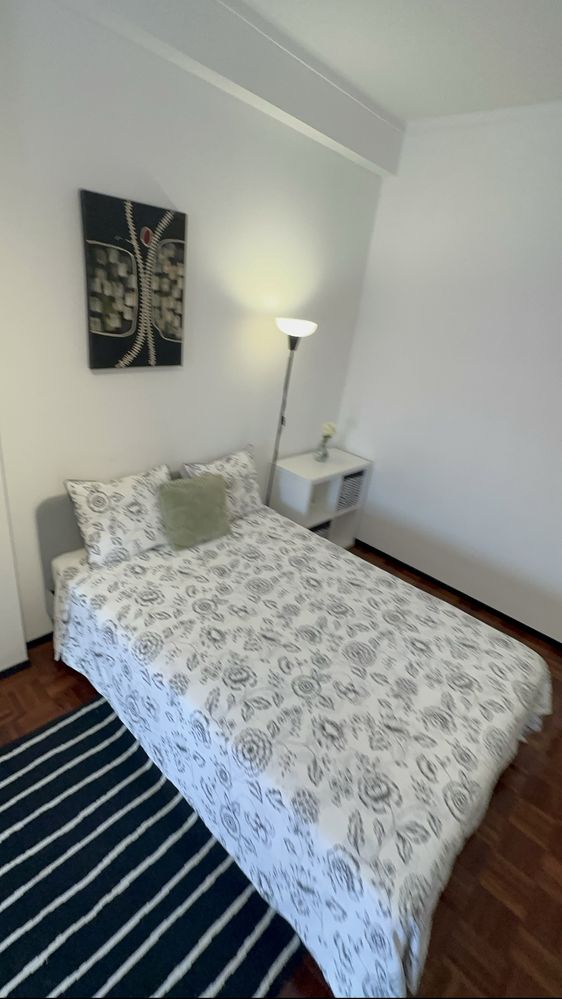 Quarto c cama casal + cama solteiro em Entroncamento