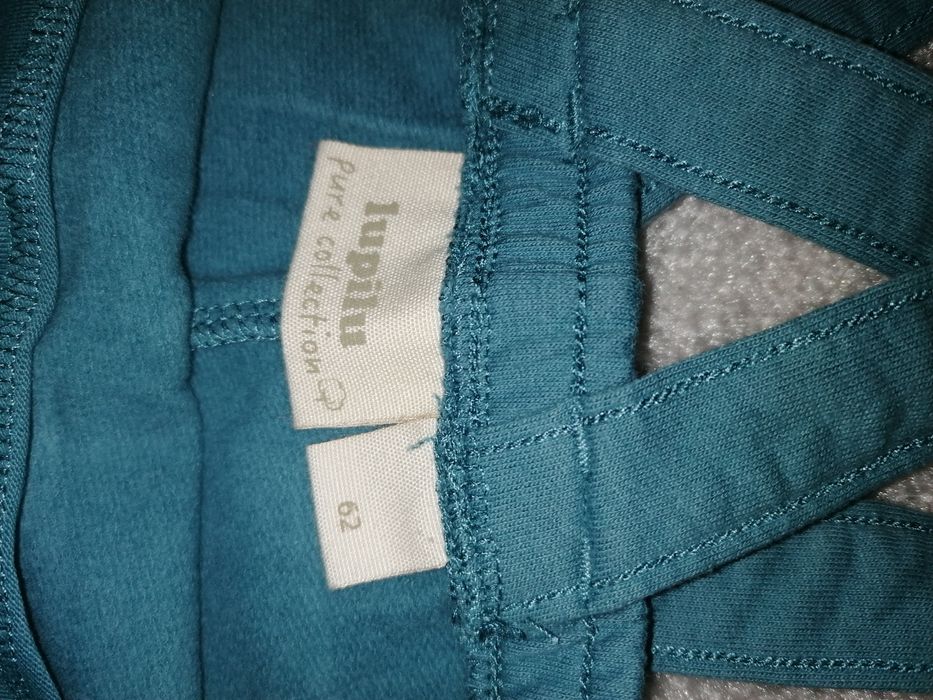 Jardineiras azuis bebé