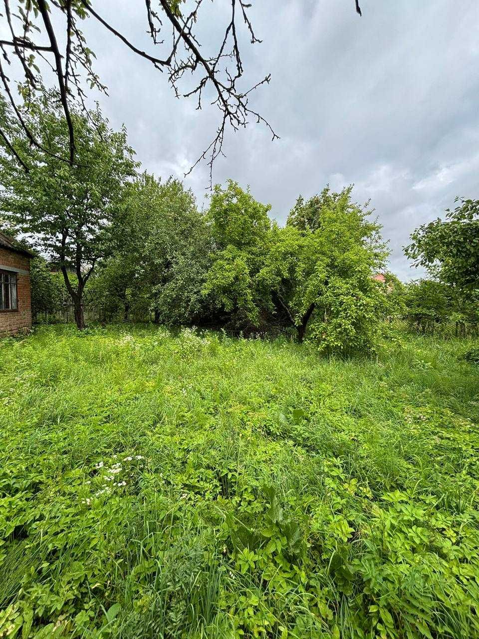 р Будинок 3 кімнати, 6 соток, з балконом і каміном