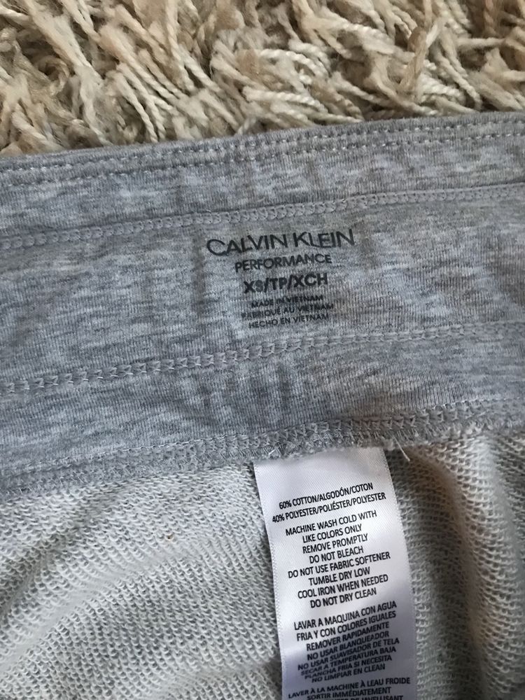 Джоггеры calvin klein s