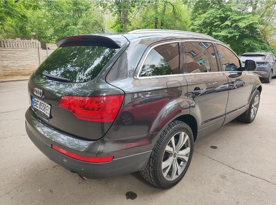Продам audi Q7 3.6 газ бензин