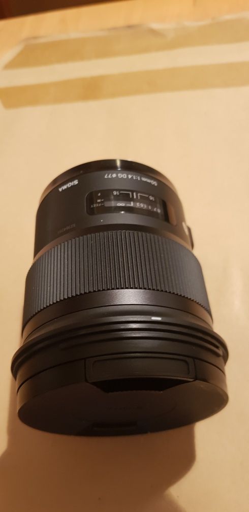 Sigma 50mm F 1.4 DG