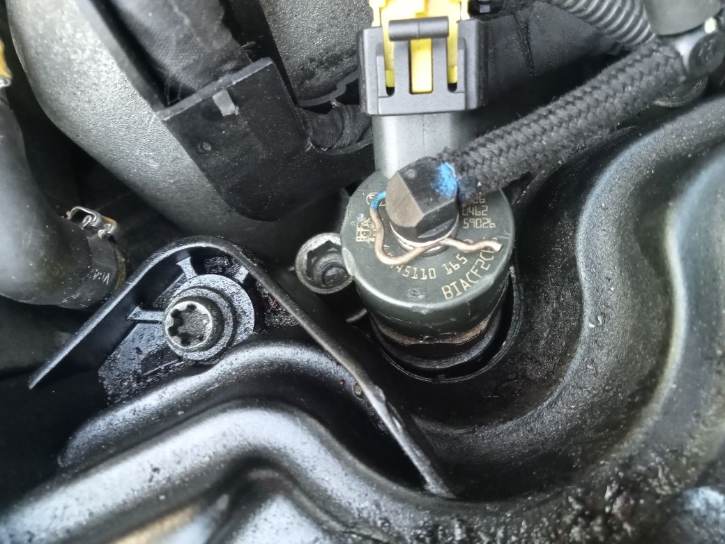 Wtryski paliwa 1.9 cdti 120 opel Vectra c astra h Zafira b komplet