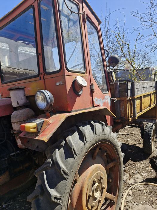 Трактор Хтз т-16