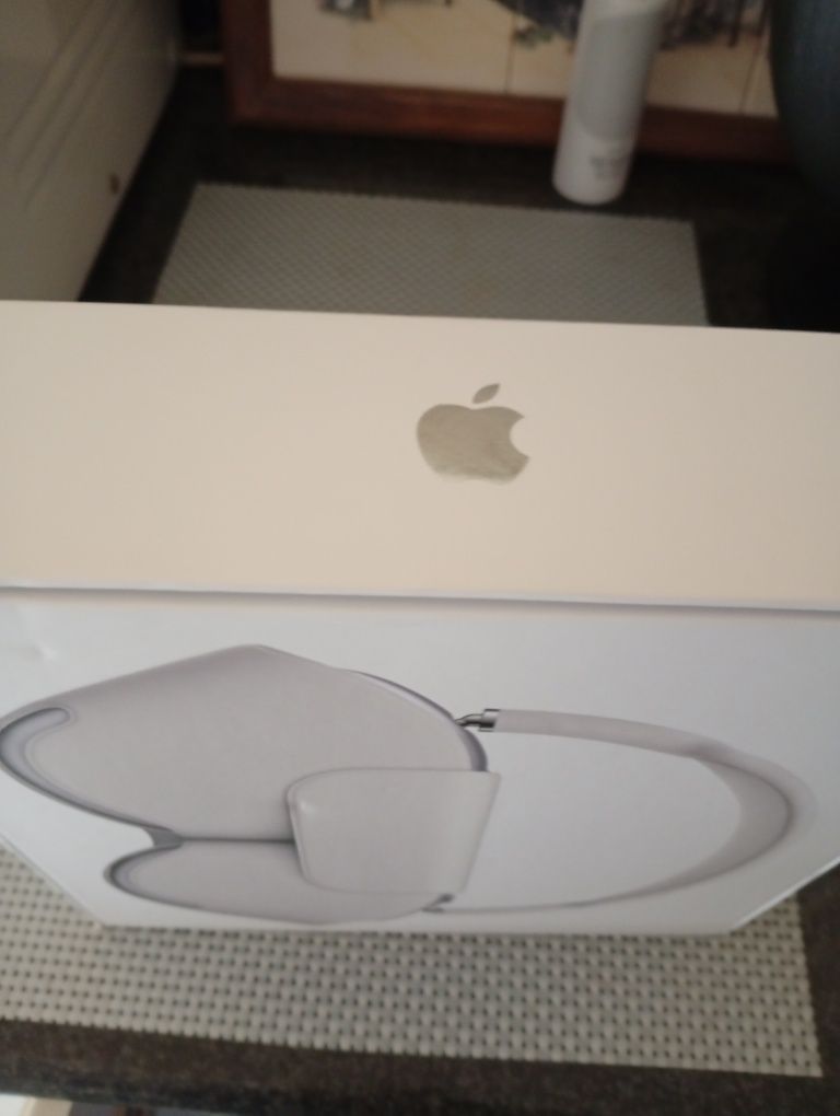 Apple Airpods Max como novos